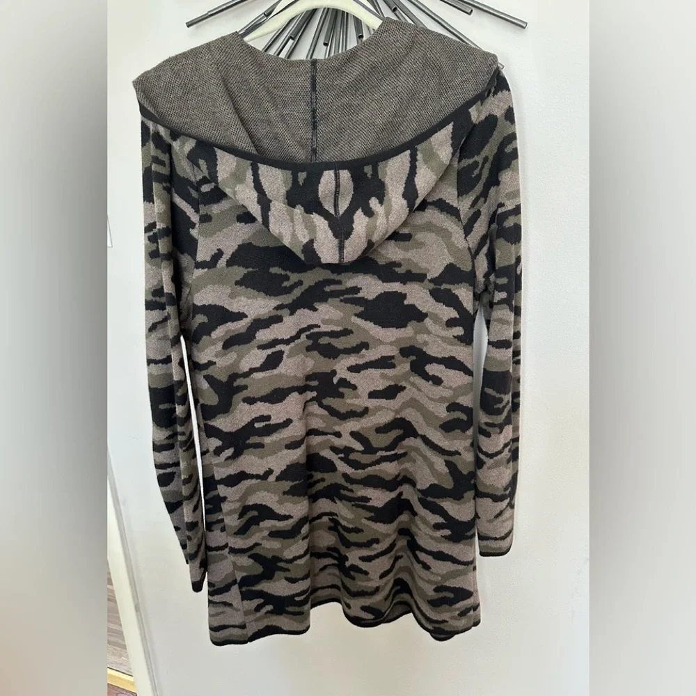 Rachel Zoe Camo Patterned Open Front Hooded Sweater Cardigan Size XL - Picture 2 of 4